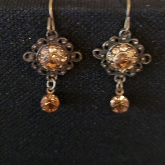 Mariana Swarovski Amber Earrings Antique Brass - Picture 5 of 5